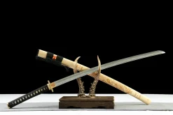 Alternative view of Plain Edge - Kézzel Kovácsolt Katana Agyagedzetett damaszkuszi acélból